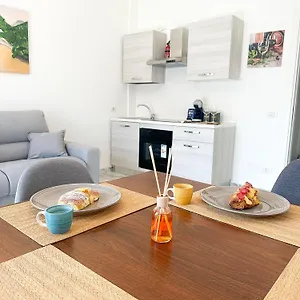 La Casetta Di Matteo - Sciuti Bed & Breakfast