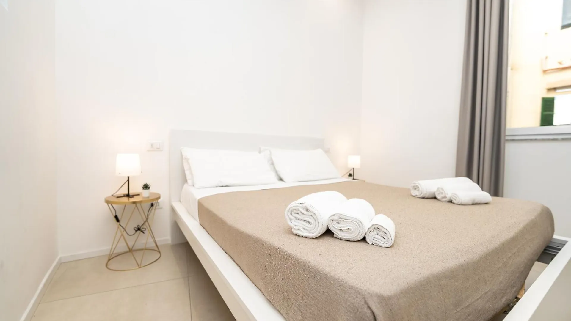 Affittacamere Valguarnera Studio Apartments Palermo Italia