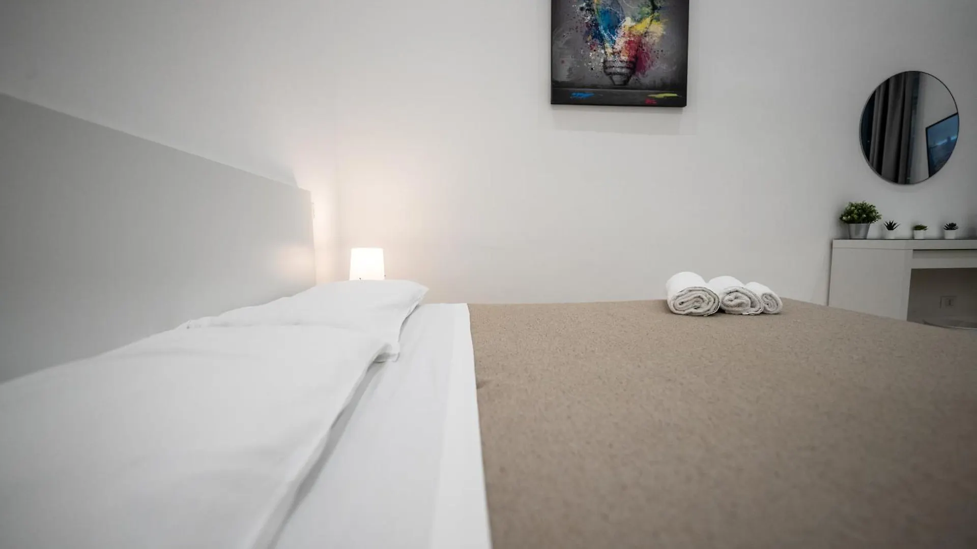 Valguarnera Studio Apartments Palermo 0*,