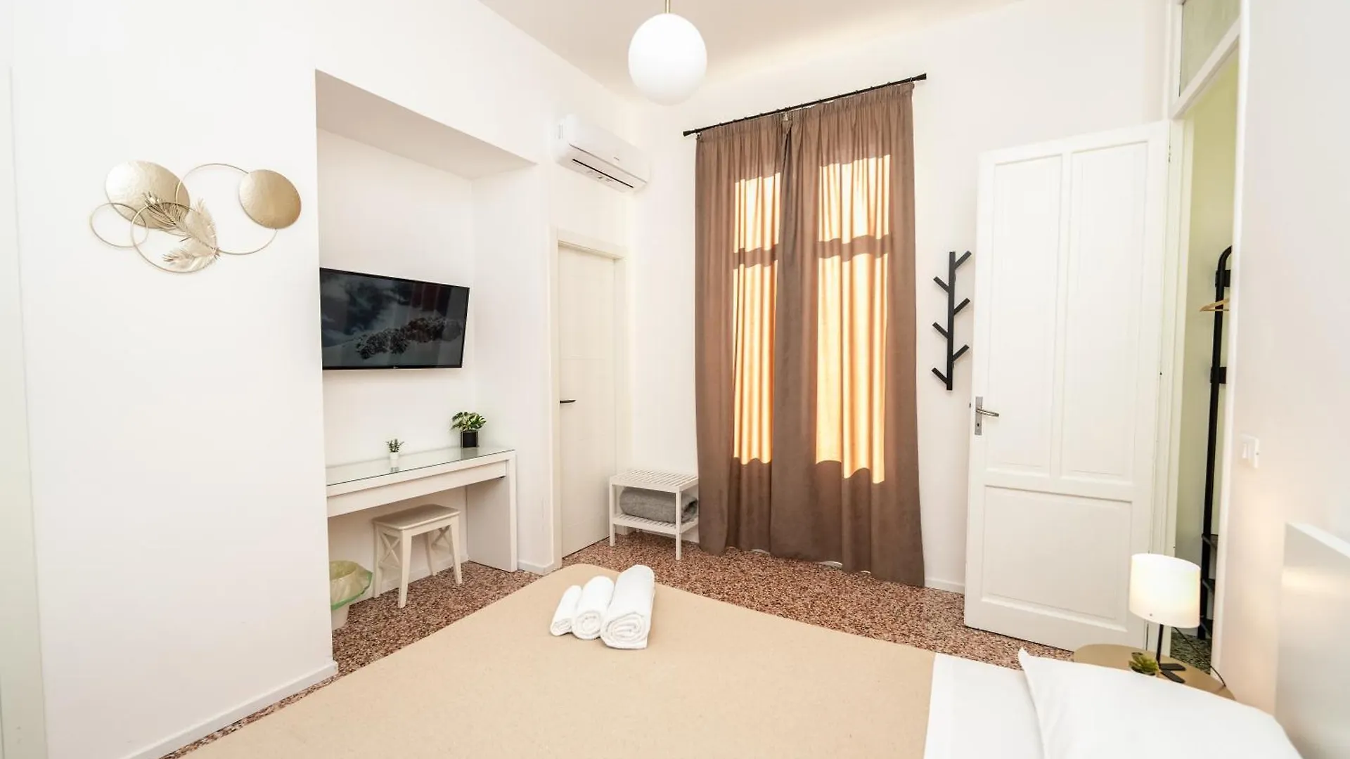 Affittacamere Valguarnera Studio Apartments Palermo Italia